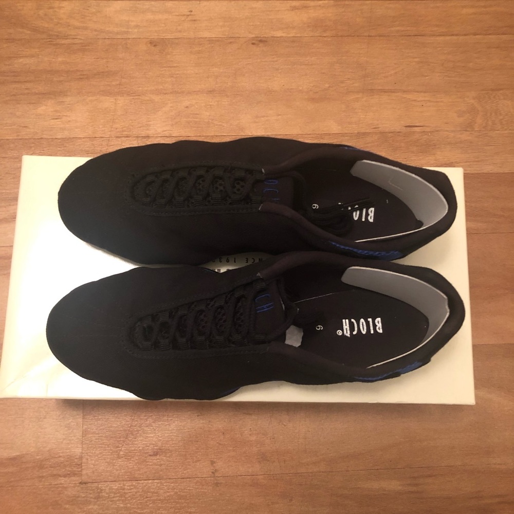 Bloch Black and Blue Dance Shoes - Picture 2 of 4